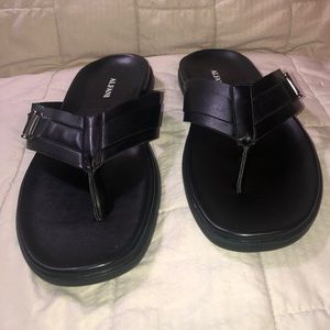 Alfani Size 12 EUC Mens thong flip flops/sandals, Tide style, All Man Made
